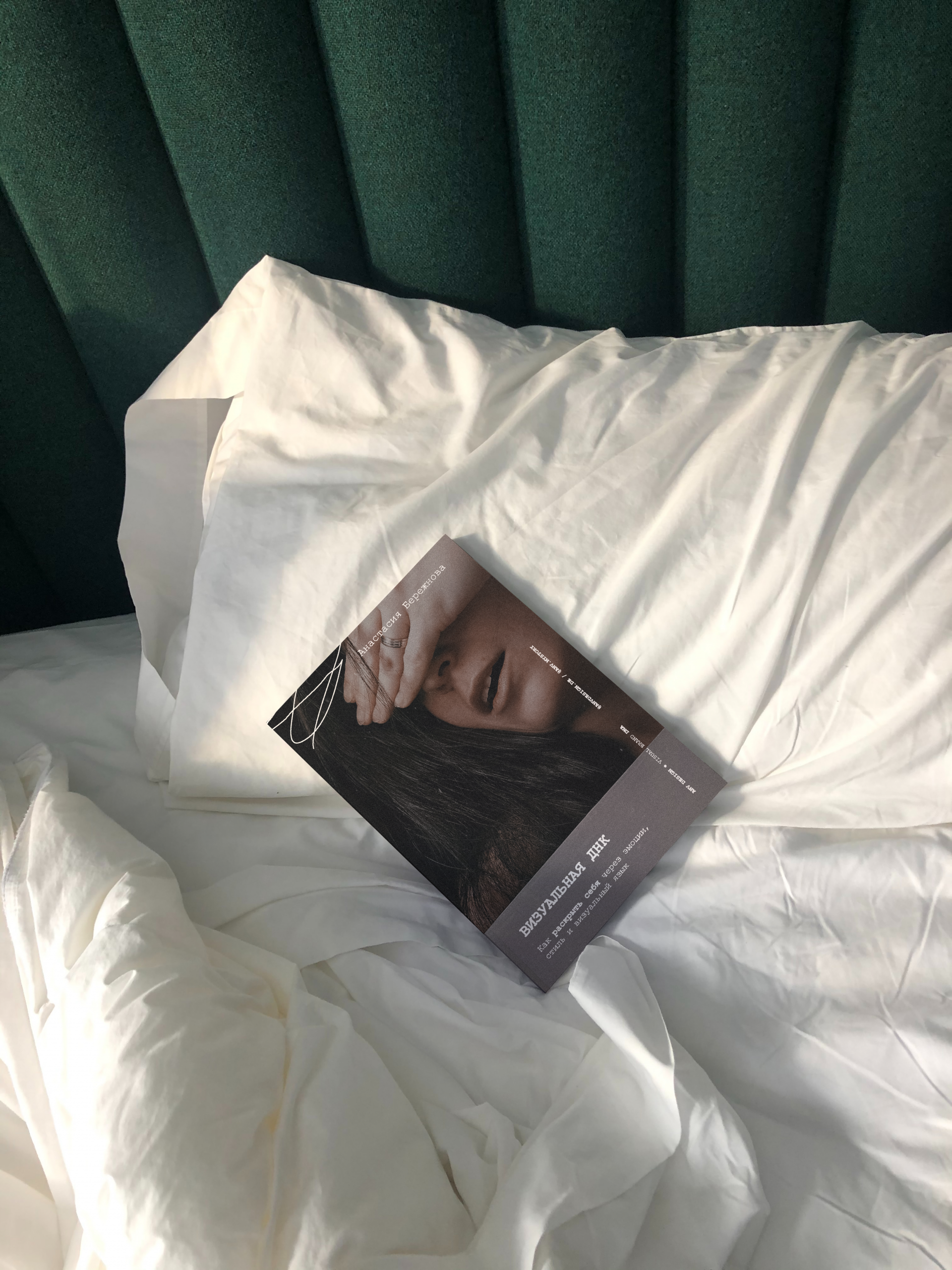 mo-30-free-book-cover-mockup